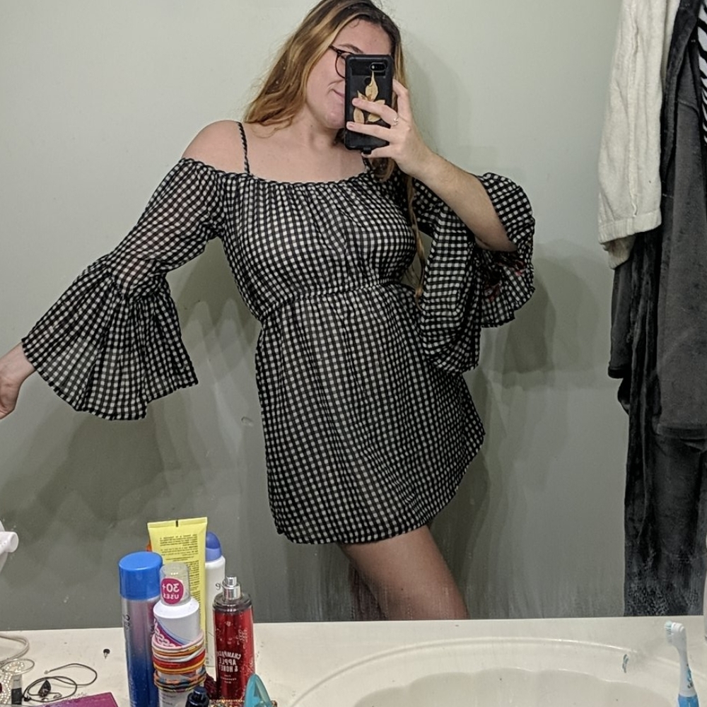 Checkered dress with bell sleeves